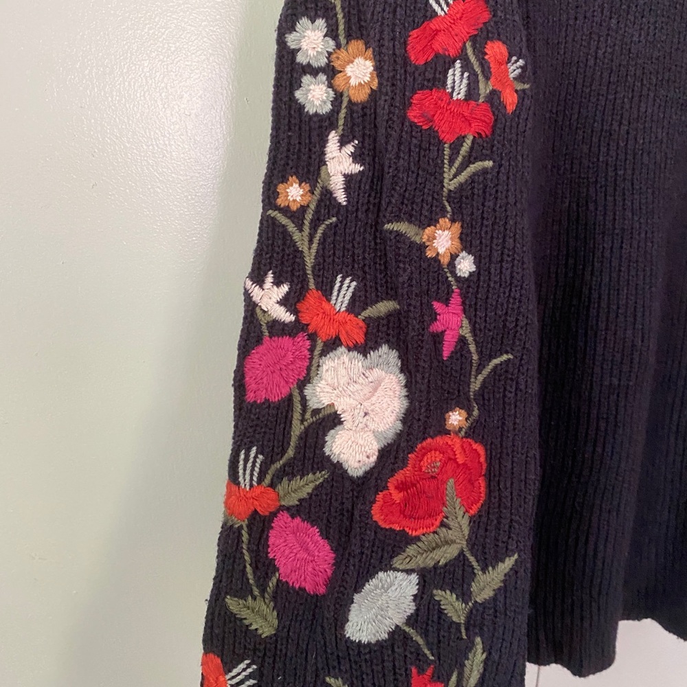 American Eagle women’s sweater size S